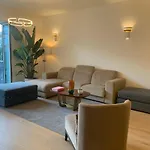 New!! Luxury Avenida Da Liberdade Flat- With Rooftop And Pool